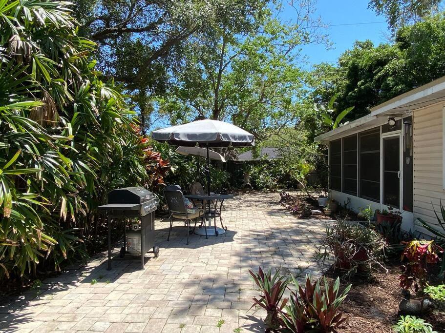 One Bed Near Beaches And Downtown *